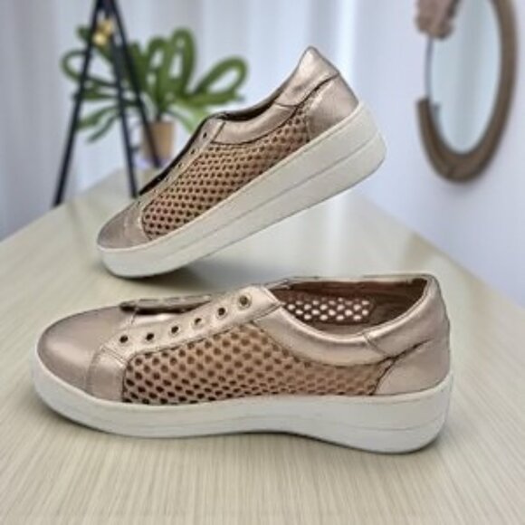 Steven by Steve Madden Neon Rose Sneakers - Picture 3 of 6